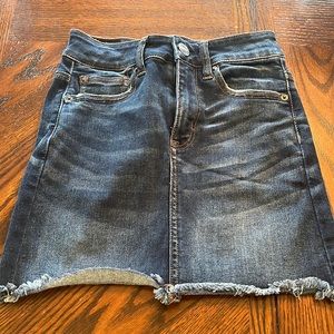 American Eagle 00 denim skirt